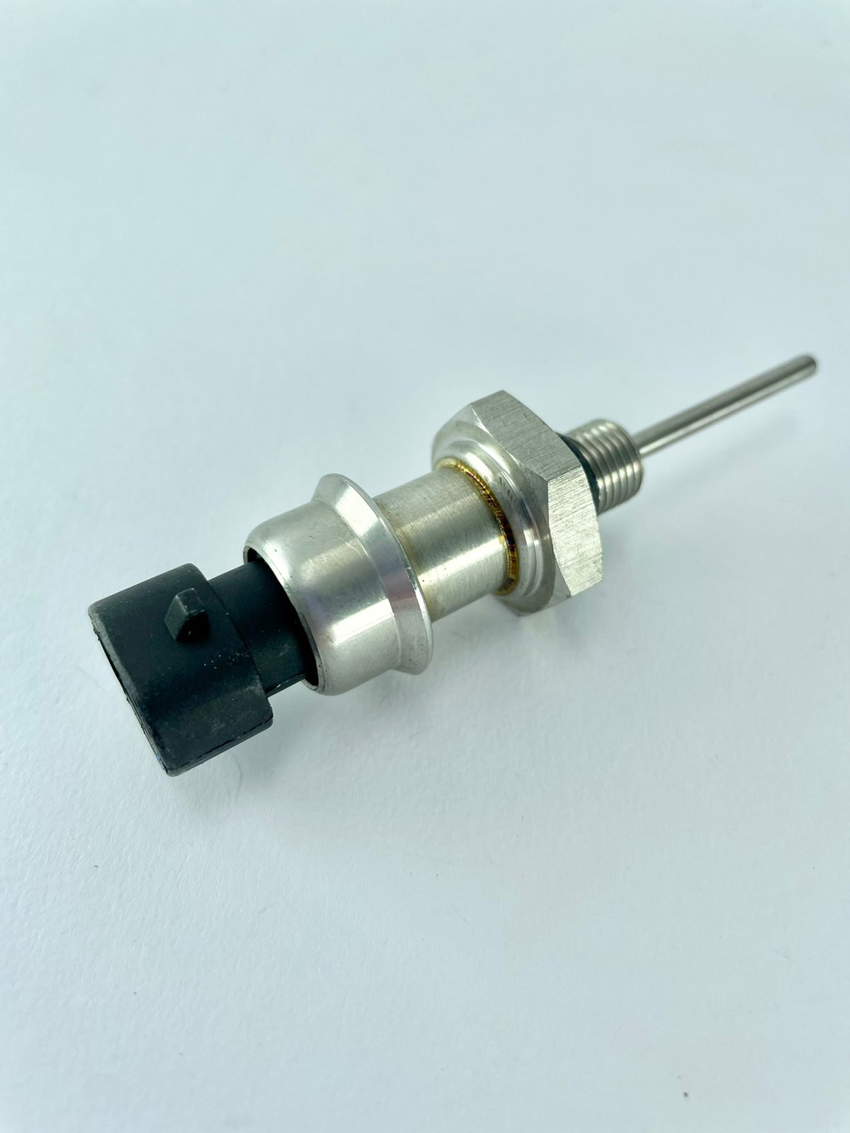 Z4566 - SENSOR DE TEMPERATURA JOHN DEERE: RE522823